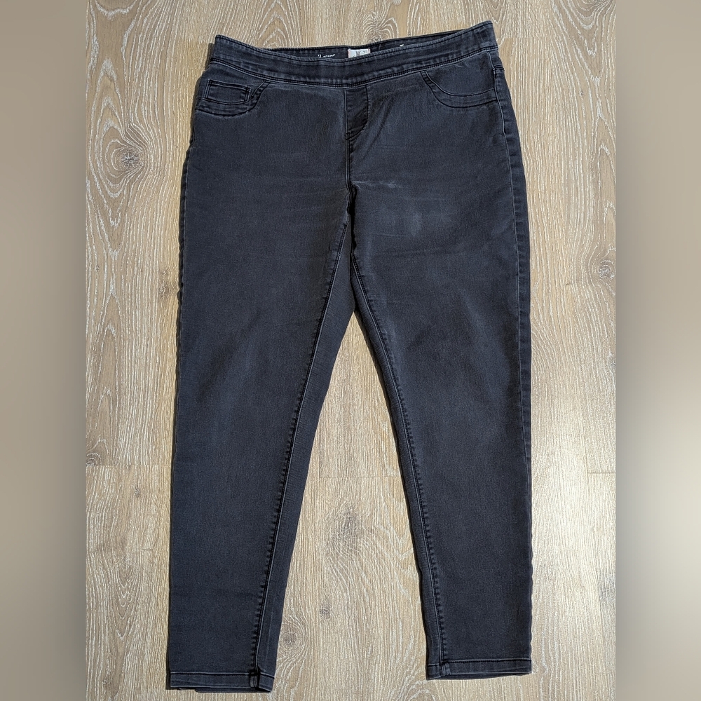Penningtons DC Classic Black Women's Sz X Pull On Jeans Stretchy Casual Jeggings